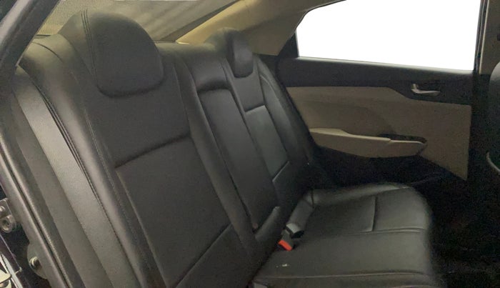 2020 Hyundai Verna SX 1.5 VTVT IVT, Petrol, Automatic, 82,278 km, Right Side Rear Door Cabin