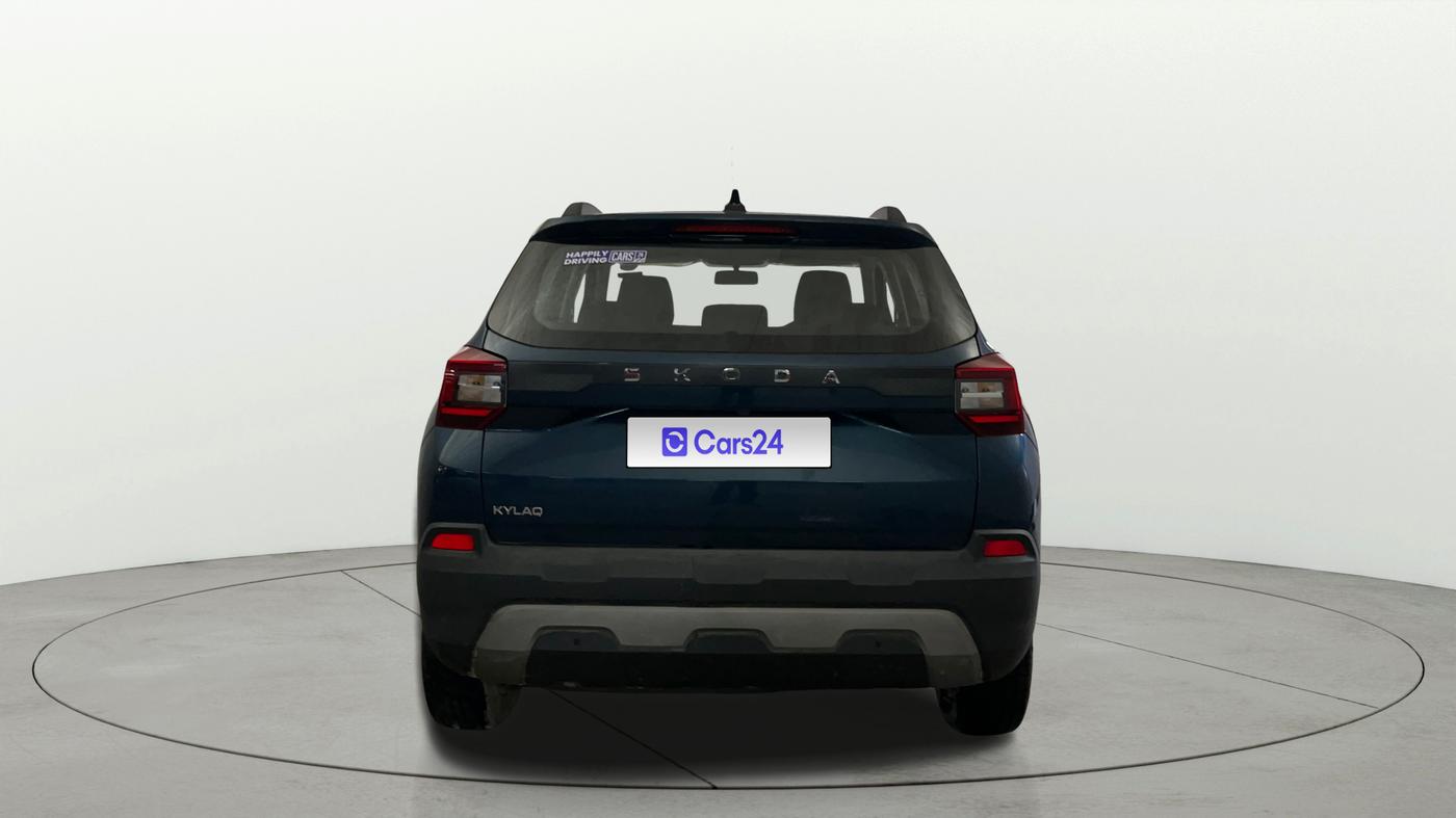 2025 Skoda Kylaq Signature Plus, Petrol, Manual, 7,939 km, Back/Rear