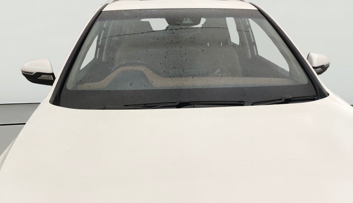 2023 MG HECTOR PLUS SAVVY PRO 1.5 TURBO CVT 7 STR, Petrol, Automatic, 44,800 km, Front Windshield