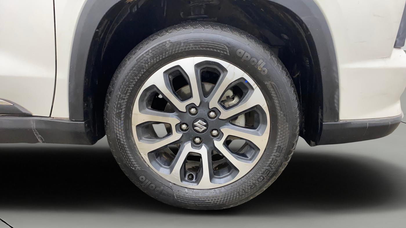 2022 Maruti Grand Vitara ZETA SMART HYBRID, Petrol, Manual, 55,993 km, Right Front Wheel