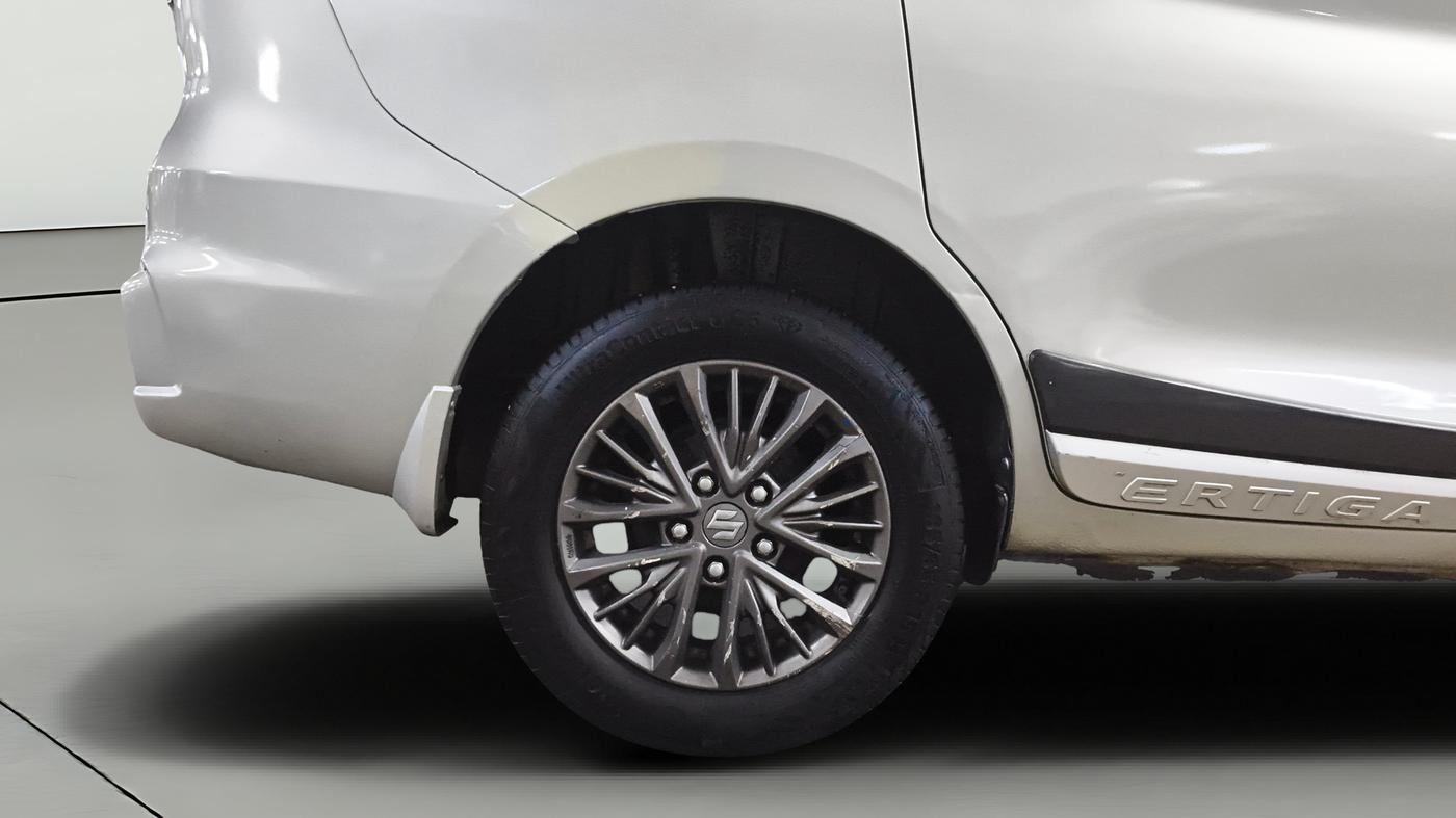 2021 Maruti Ertiga ZXI+ SHVS, Petrol, Manual, 63,824 km, Right Rear Wheel