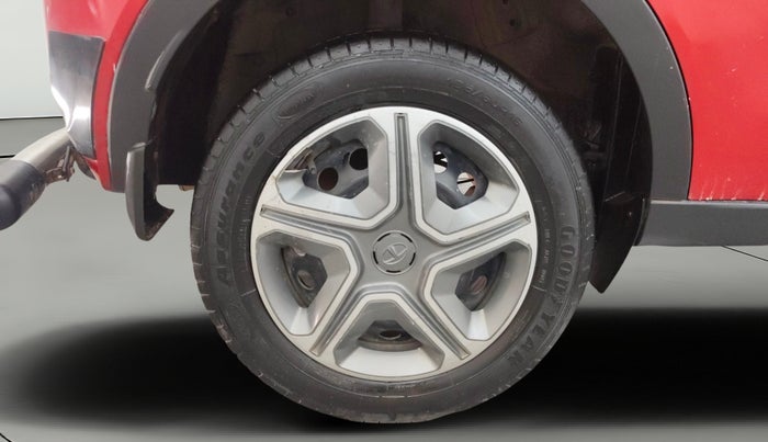 2018 Tata NEXON XM PETROL, Petrol, Manual, 55,956 km, Right Rear Wheel