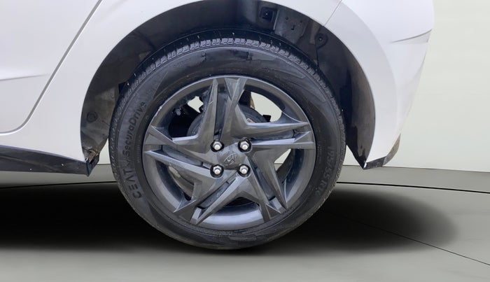 2022 Hyundai NEW I20 SPORTZ 1.2 MT, Petrol, Manual, 75,602 km, Left Rear Wheel