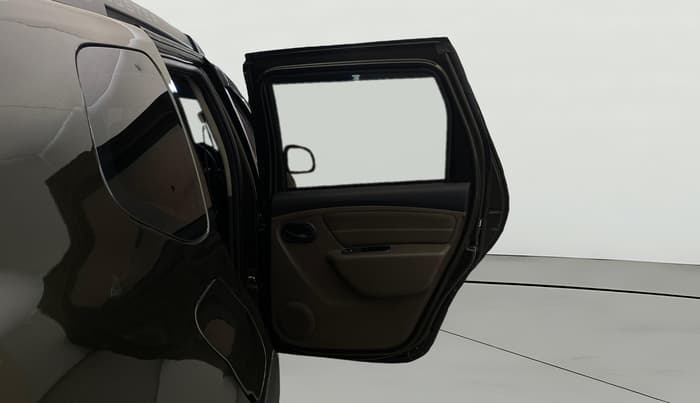 2019 Renault Duster 110 PS RXS 4X2 AMT DIESEL, Diesel, Automatic, 98,471 km, RHS Rear Door