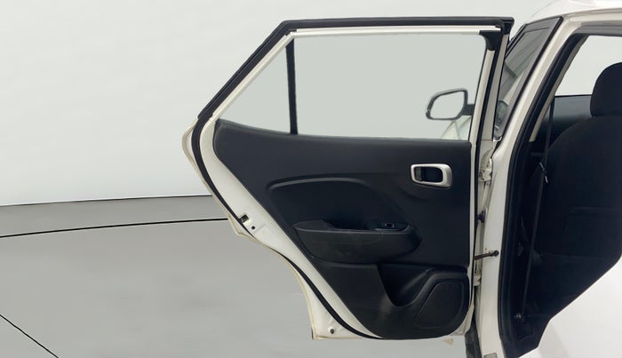 2019 Hyundai VENUE SX PLUS 1.0 TURBO DCT, Petrol, Automatic, 1,06,521 km, LHS Rear Door