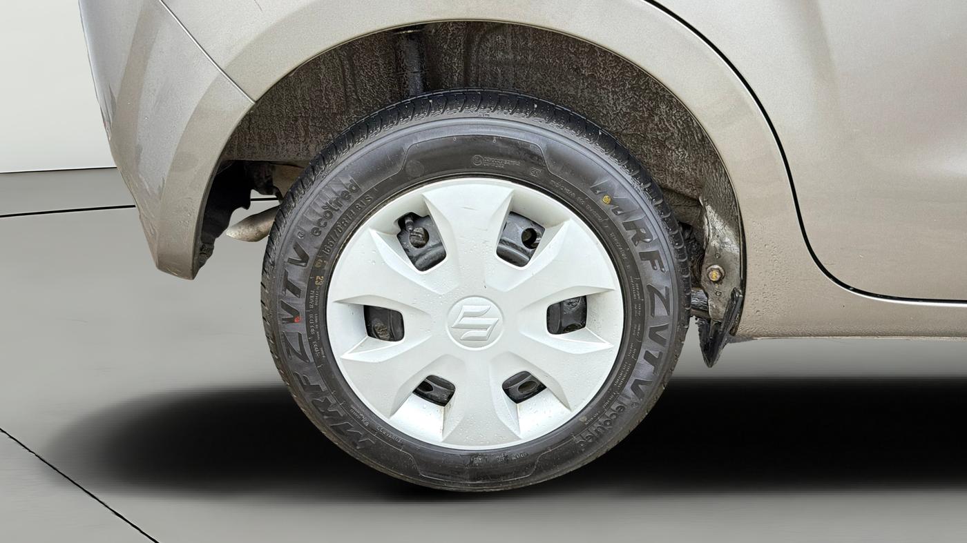 2024 Maruti New Wagon-R VXI 1.0, Petrol, Manual, 5,925 km, Right Rear Wheel