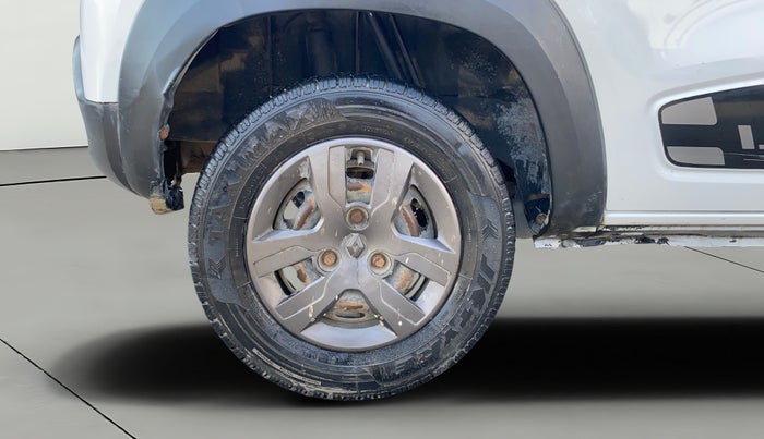 2016 Renault Kwid RXT 1.0, Petrol, Manual, 51,246 km, Right Rear Wheel