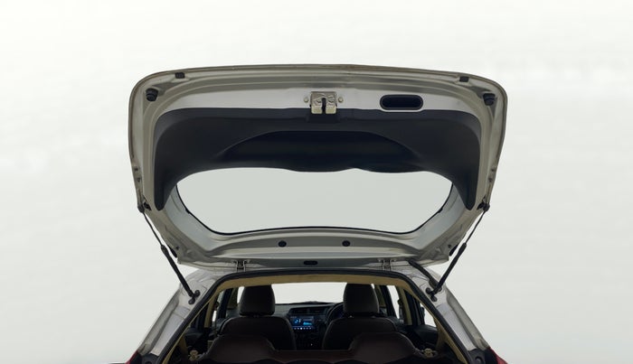 2016 Honda Jazz 1.2L I-VTEC E, Petrol, Manual, 75,189 km, Boot Door Open