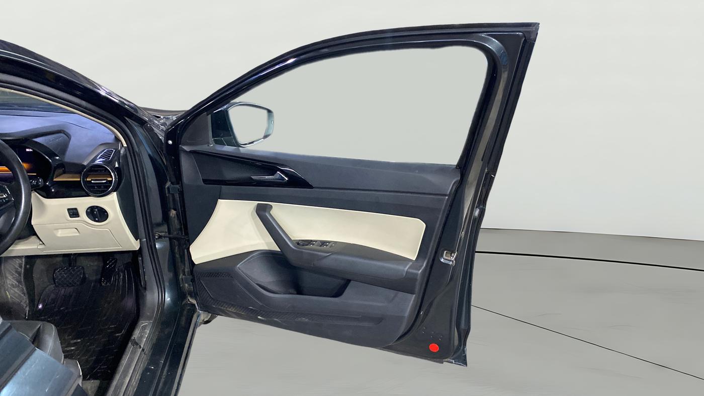 2024 Skoda SLAVIA STYLE 1.0L TSI AT, Petrol, Automatic, 16,234 km, RHS Front Door