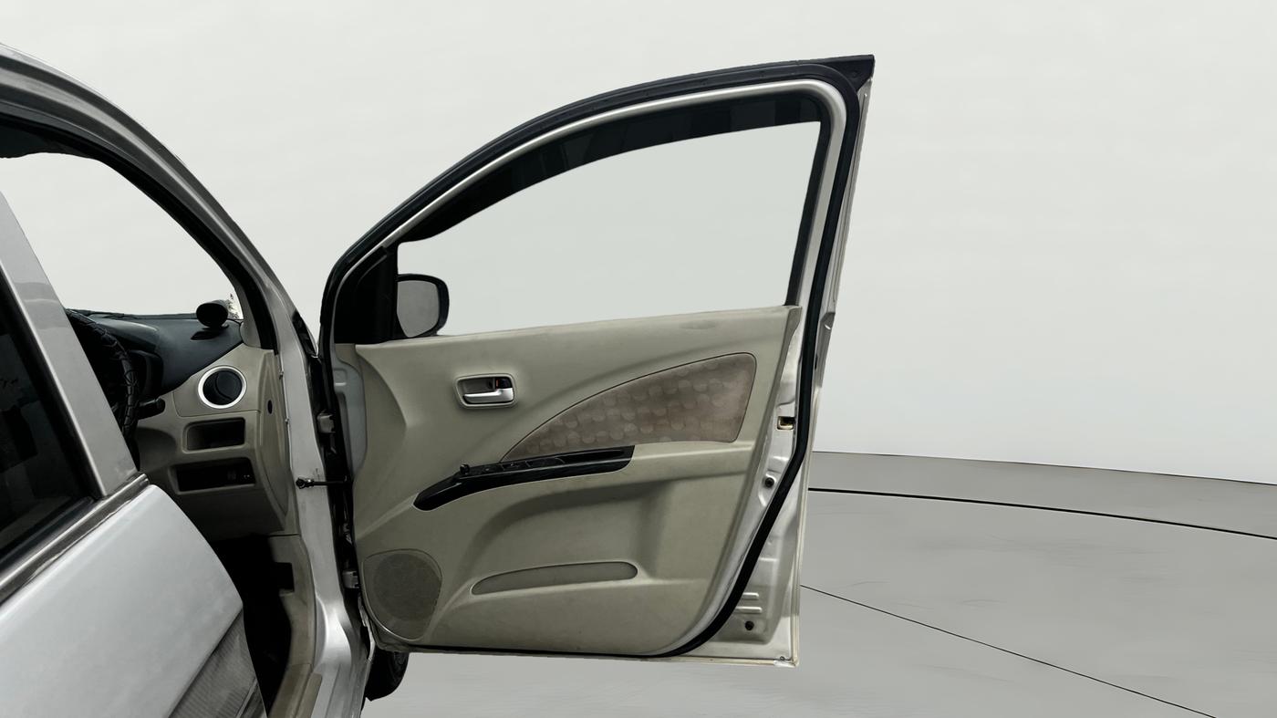 2014 Maruti Celerio ZXI, Petrol, Manual, 83,188 km, RHS Front Door