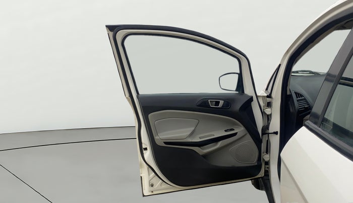 2017 Ford Ecosport TREND+ 1.0L ECOBOOST, Petrol, Manual, 1,05,061 km, LHS Front Door