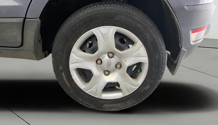 2015 Ford Ecosport AMBIENTE 1.5L PETROL, Petrol, Manual, 1,13,998 km, Left Rear Wheel