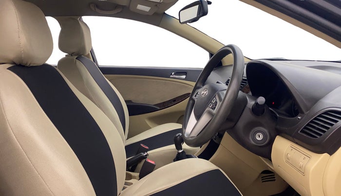 2012 Hyundai Verna FLUIDIC 1.6 VTVT SX, Petrol, Manual, 98,680 km, Right Side Front Door Cabin