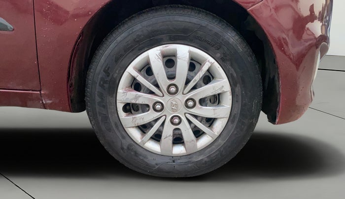 2016 Hyundai i10 SPORTZ 1.1, Petrol, Manual, 36,455 km, Right Front Wheel