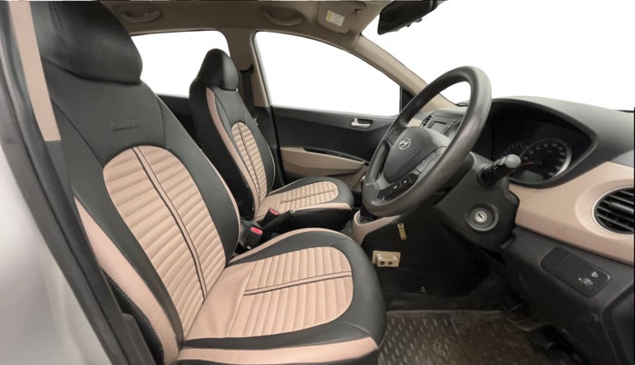 2016 Hyundai Grand i10 SPORTZ 1.2 KAPPA VTVT, Petrol, Manual, 96,085 km, Right Side Front Door Cabin