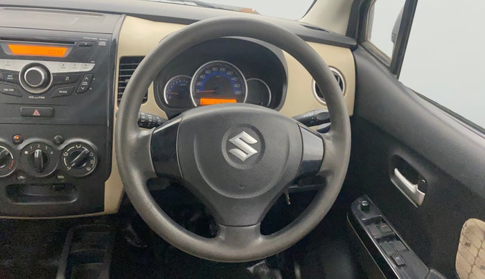 2017 Maruti Wagon R 1.0 VXI, Petrol, Manual, 36,149 km, Steering Wheel Close Up