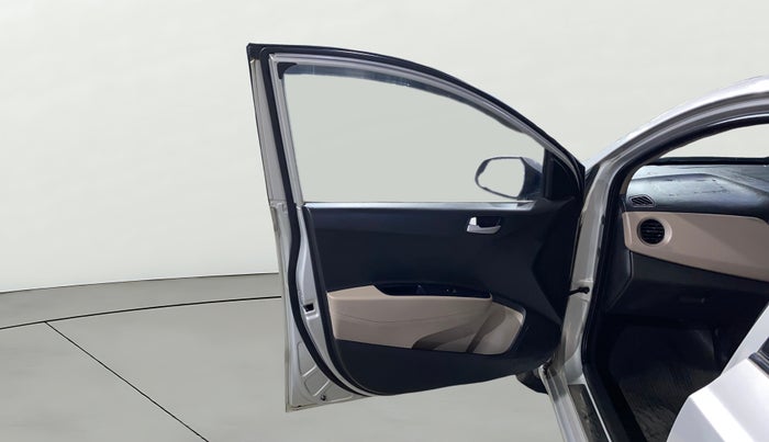 2017 Hyundai Xcent S 1.2, Petrol, Manual, 1,24,201 km, LHS Front Door