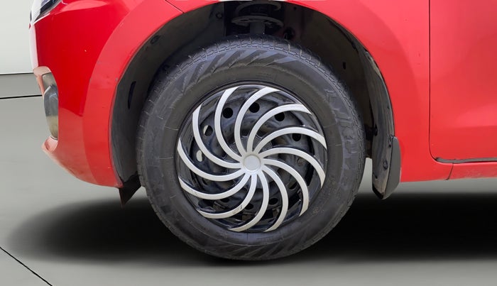 2020 Maruti Swift VXI AMT, Petrol, Automatic, 81,459 km, Left Front Wheel