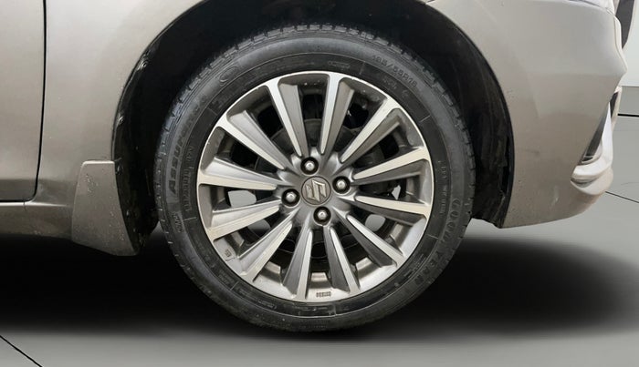 2019 Maruti Ciaz ALPHA  AT 1.5 SHVS PETROL, Petrol, Automatic, 46,908 km, Right Front Wheel