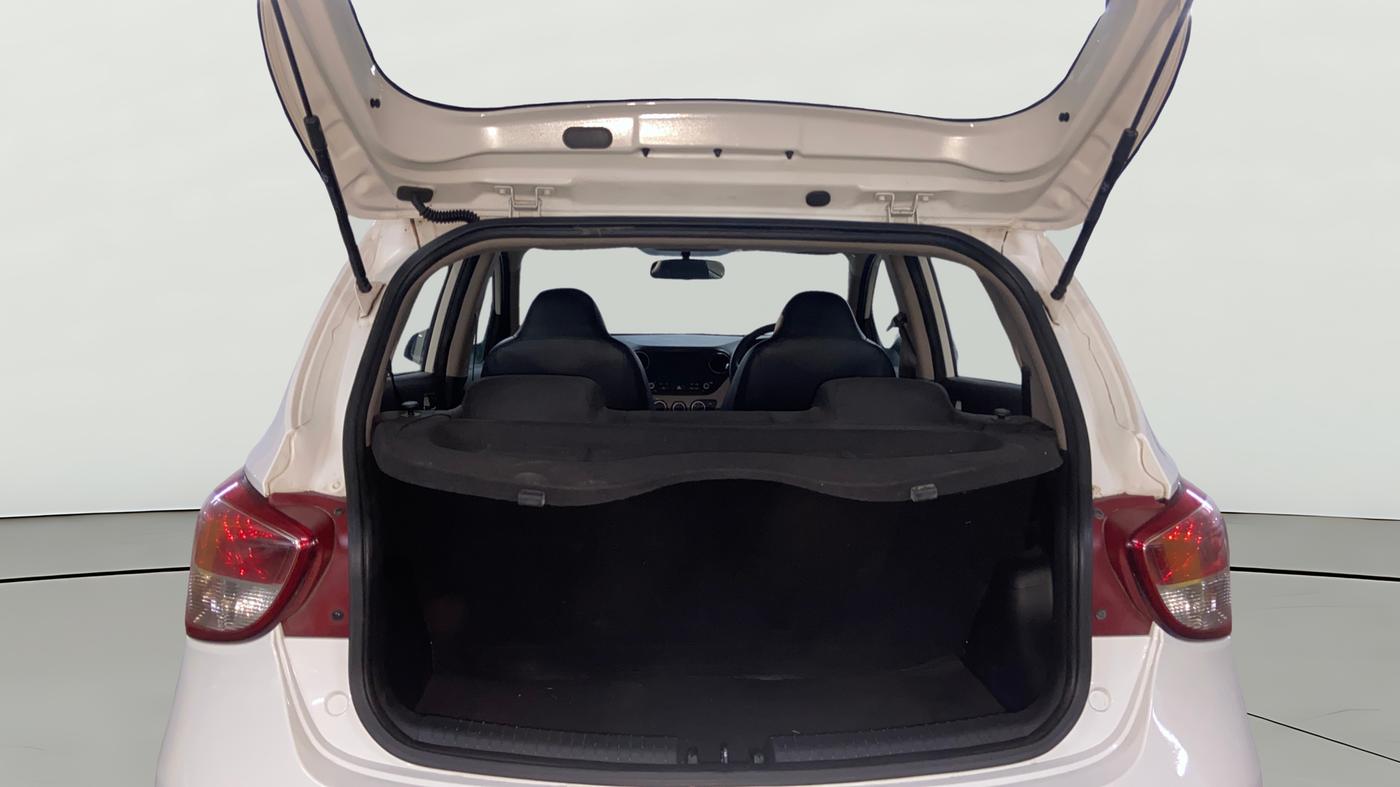 2017 Hyundai Grand i10 SPORTZ (O) AT 1.2 KAPPA VTVT, Petrol, Automatic, 39,461 km, Boot Open Zoomed View