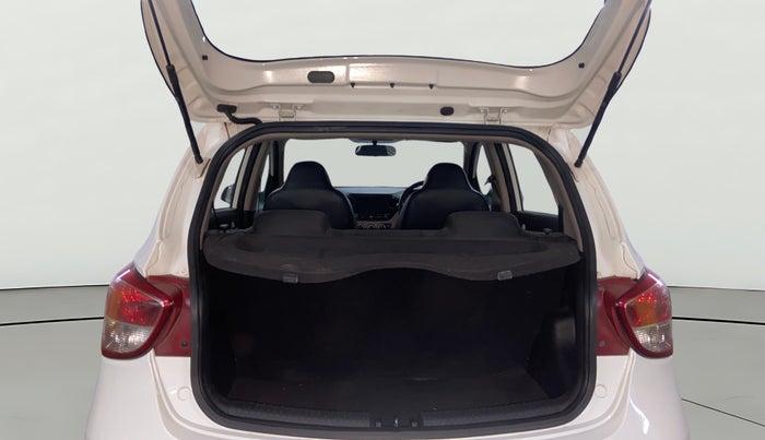 2017 Hyundai Grand i10 SPORTZ (O) AT 1.2 KAPPA VTVT, Petrol, Automatic, 39,461 km, Boot Open Zoomed View