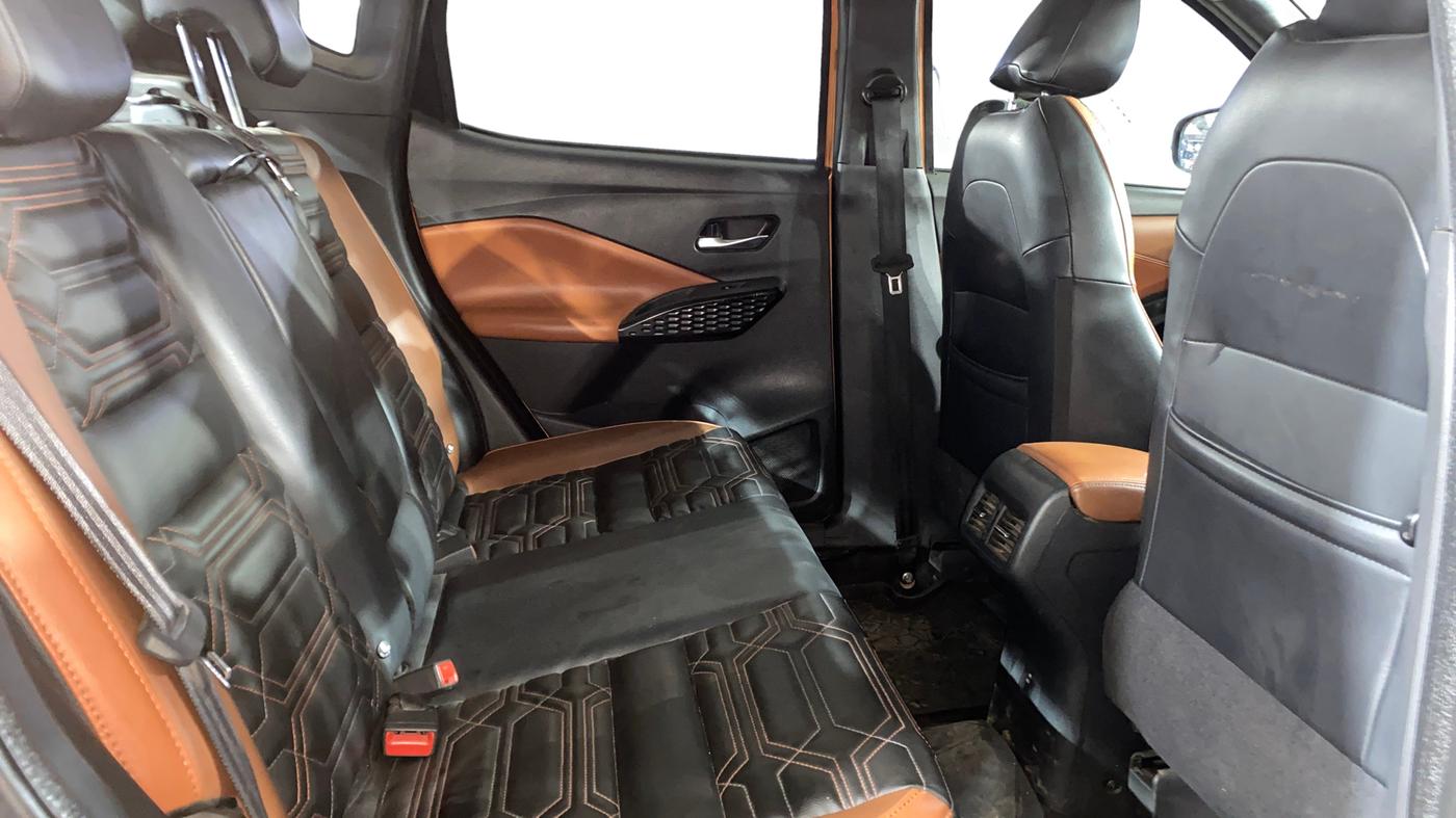 2024 Nissan MAGNITE Tekna Plus 1.0 Petrol MT, Petrol, Manual, 14,642 km, Right Side Rear Door Cabin