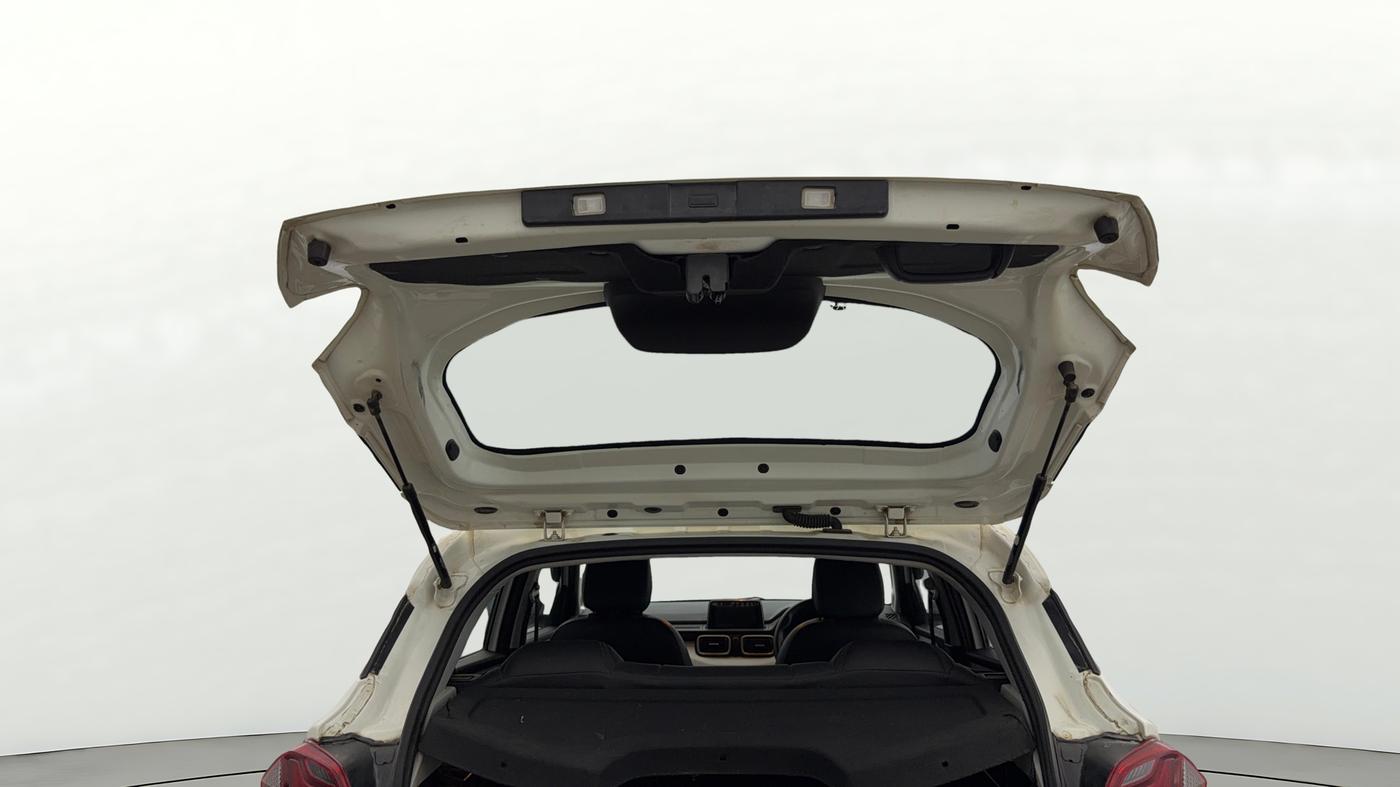2022 Tata PUNCH ACCOMPLISHED AMT, Petrol, Automatic, 34,452 km, Boot Door Open