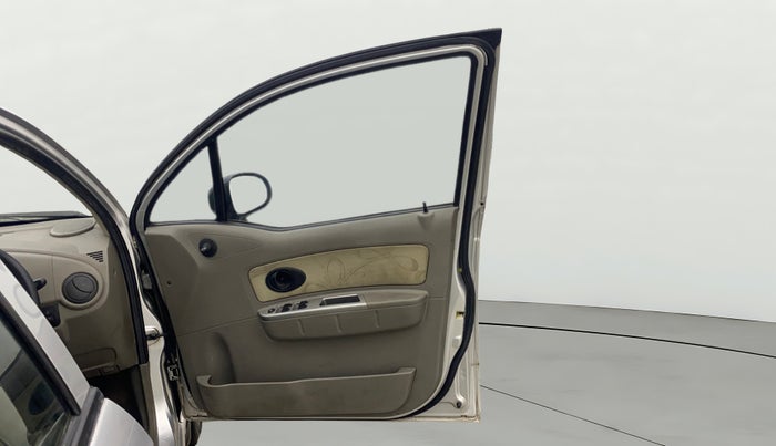 2013 Chevrolet Spark LT 1.0, Petrol, Manual, 73,370 km, RHS Front Door