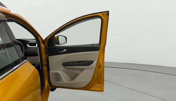 2019 Renault TRIBER RXZ, Petrol, Manual, 37,303 km, RHS Front Door