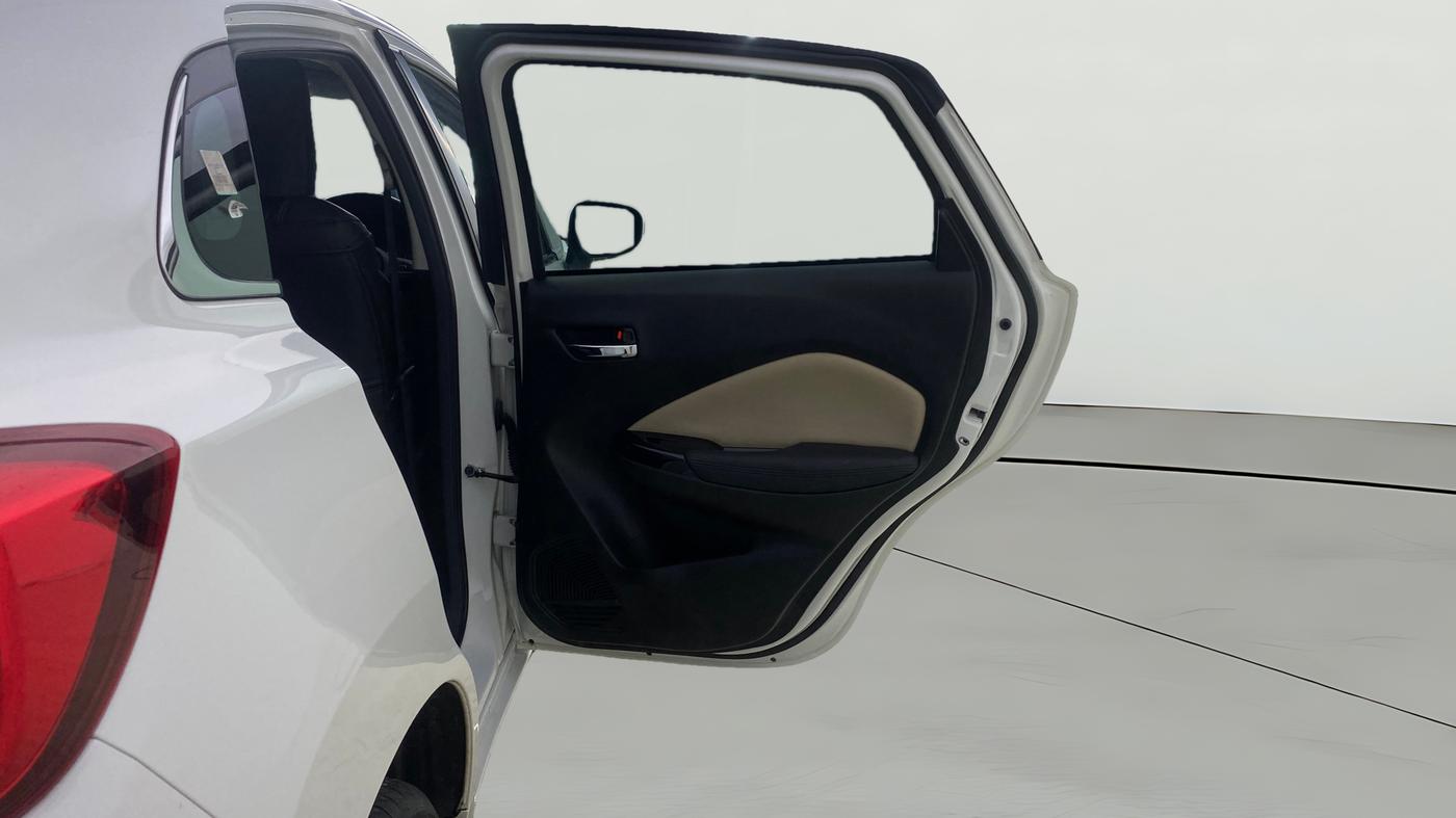 2025 Toyota Glanza V AMT, Petrol, Automatic, 2,344 km, RHS Rear Door