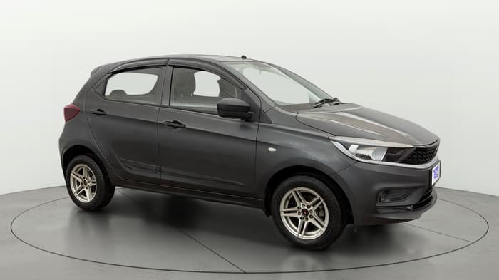 2024 Tata Tiago XE PETROL, Petrol, Manual, 23,765 km, Right Front Diagonal