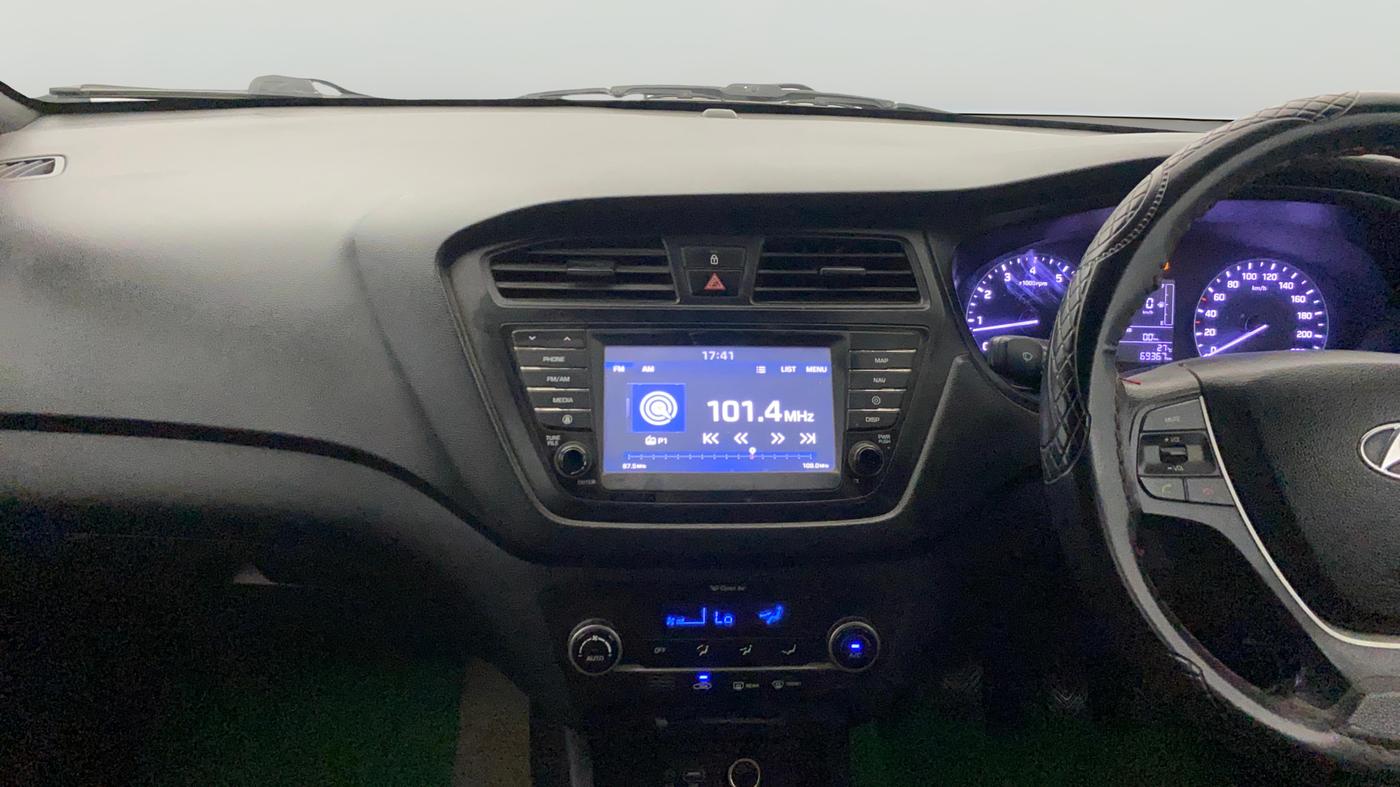 2017 Hyundai Elite i20 ASTA 1.2 DUAL TONE, Petrol, Manual, 69,357 km, Air Conditioner