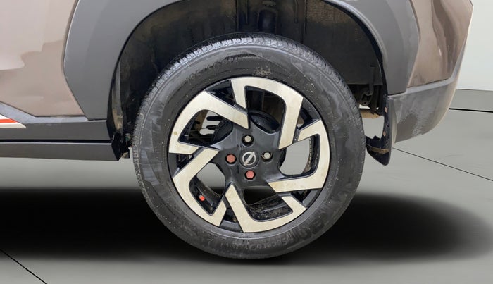 2023 Nissan MAGNITE XV MT, Petrol, Manual, 17,839 km, Left Rear Wheel