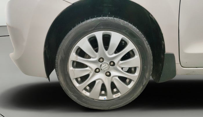 2018 Maruti Baleno ALPHA DIESEL 1.3, Diesel, Manual, 90,486 km, Left Front Wheel