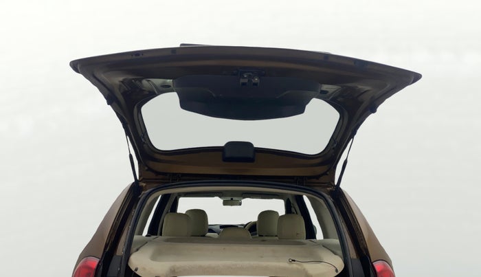 2014 Renault Duster 85 PS RXL DIESEL, Diesel, Manual, 1,03,375 km, Boot Door Open