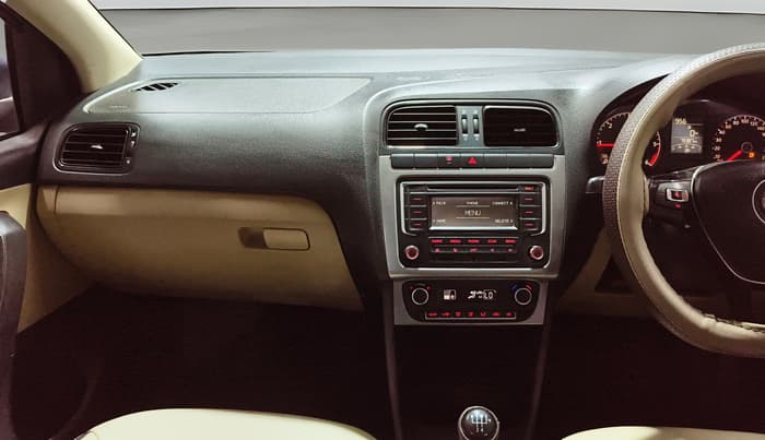 2015 Volkswagen Polo HIGHLINE1.5L, Diesel, Manual, 79,365 km, Air Conditioner