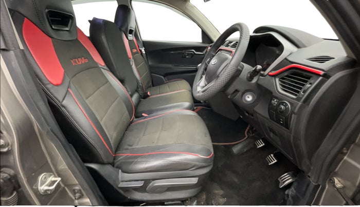 2017 Mahindra KUV 100 NXT K8 P 6 STR, Petrol, Manual, 54,683 km, Right Side Front Door Cabin