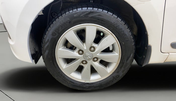 2014 Hyundai Xcent SX 1.2 (O), Petrol, Manual, 1,04,349 km, Left Front Wheel