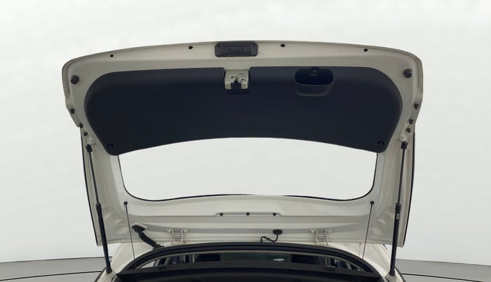 2022 Hyundai NEW I20 ASTA 1.2 MT, Petrol, Manual, 64,373 km, Boot Door Open