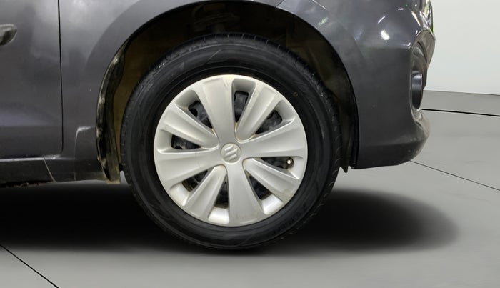 2015 Maruti Ertiga VDI SHVS, Diesel, Manual, 94,919 km, Right Front Wheel