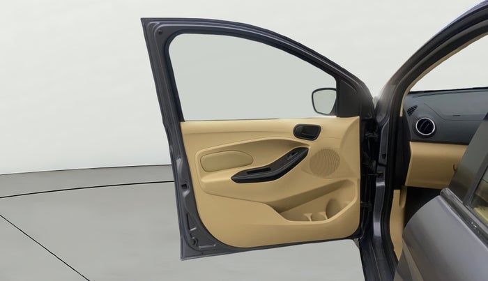 2016 Ford Figo Aspire TITANIUM 1.2 PETROL, Petrol, Manual, 36,486 km, LHS Front Door