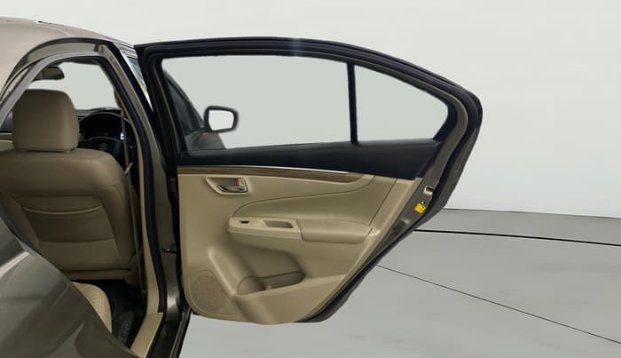 2018 Maruti Ciaz ALPHA  AT 1.5 SHVS PETROL, Petrol, Automatic, 35,118 km, RHS Rear Door