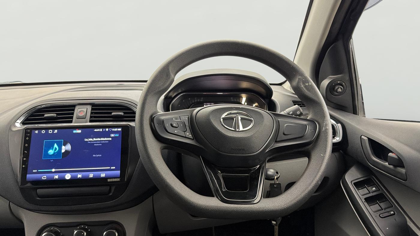 2023 Tata Tiago XTA PETROL, Petrol, Automatic, 19,334 km, Steering Wheel Close Up