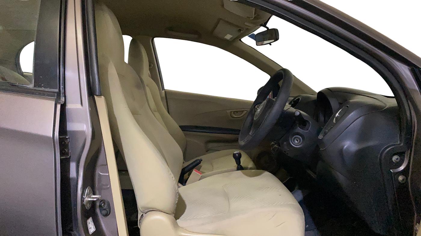 2015 Honda Amaze 1.2L I-VTEC SX, Petrol, Manual, 1,09,430 km, Right Side Front Door Cabin