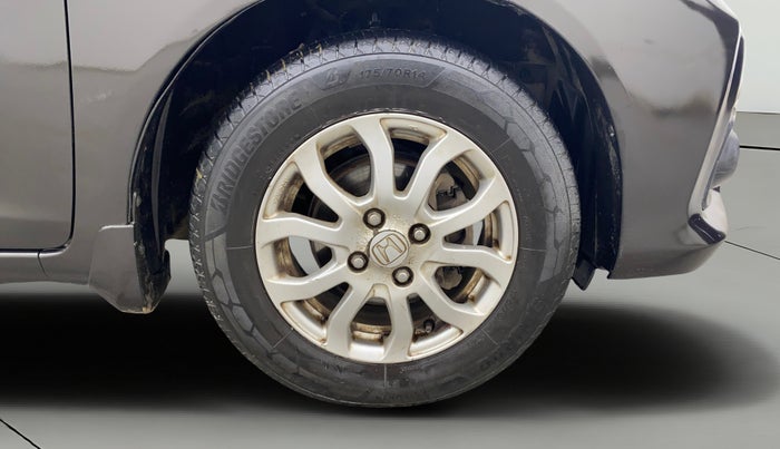 2017 Honda Amaze 1.2L I-VTEC VX AT, CNG, Automatic, 75,760 km, Right Front Wheel