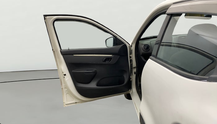 2016 Renault Kwid RXT 0.8, Petrol, Manual, 71,643 km, LHS Front Door