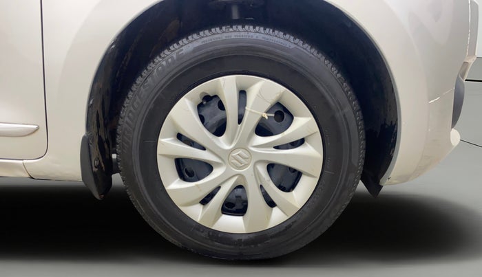 2018 Maruti Swift VDI AMT, Diesel, Automatic, 95,619 km, Right Front Wheel