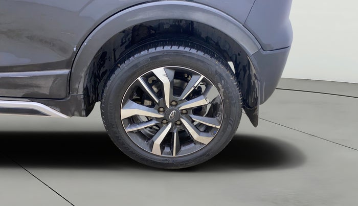 2019 Mahindra XUV300 W8 (O) 1.5 DIESEL, Diesel, Manual, 42,533 km, Left Rear Wheel