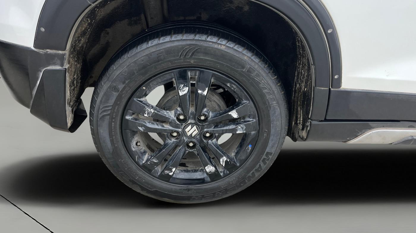 2019 Maruti Vitara Brezza ZDI AMT, Diesel, Automatic, 74,565 km, Right Rear Wheel