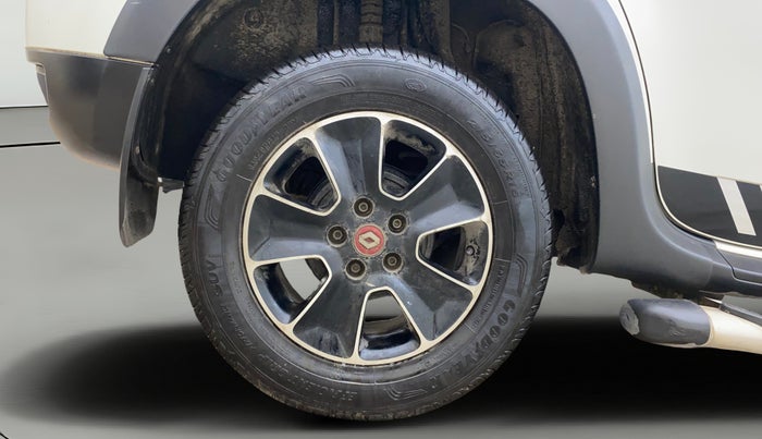 2018 Renault Duster RXS CVT, Petrol, Automatic, 30,921 km, Right Rear Wheel